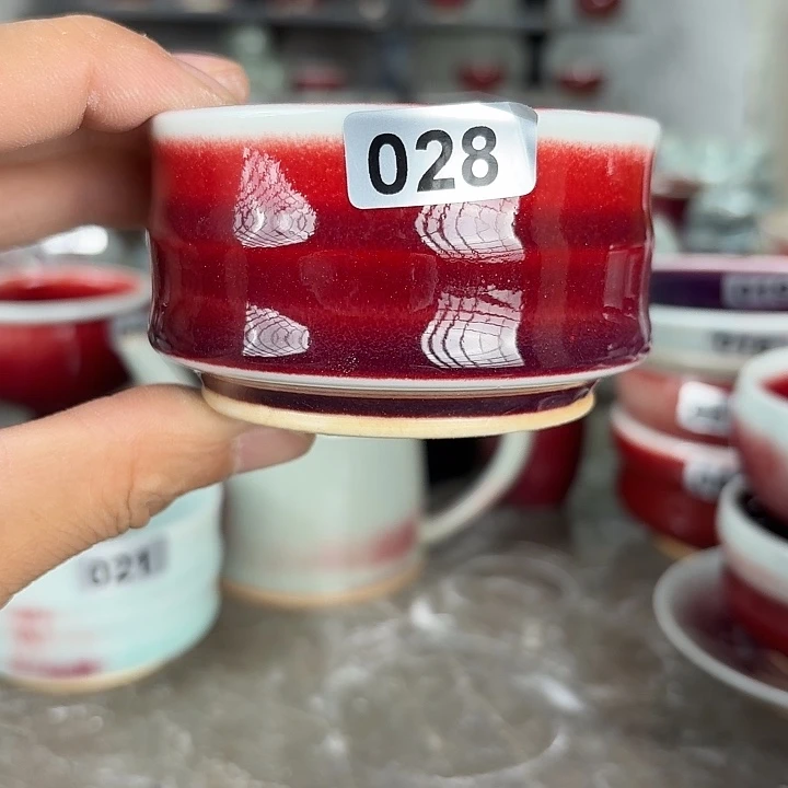028纯手工拉坯钧瓷原矿釉主人杯