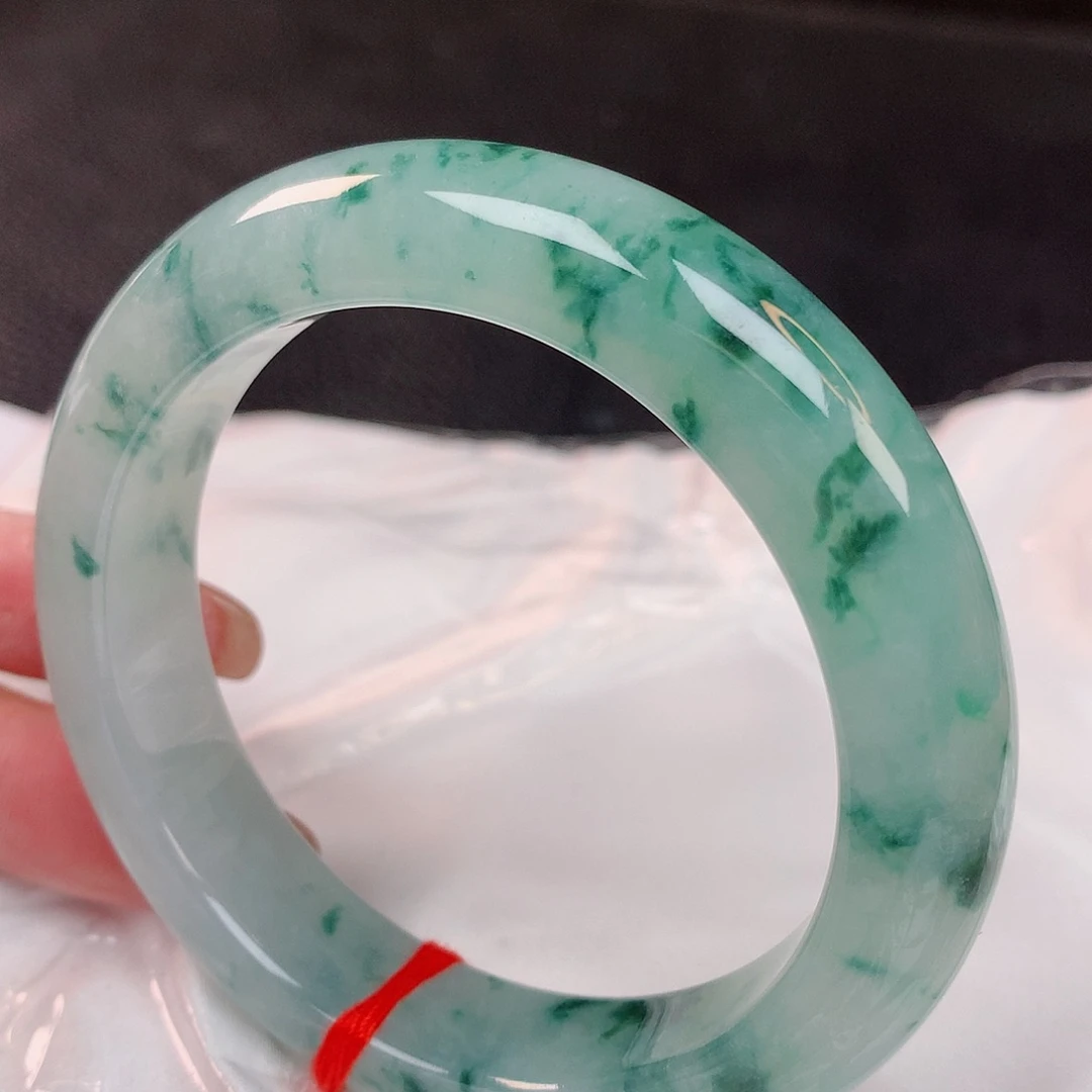【闪购商品】未镶嵌手镯翡翠58