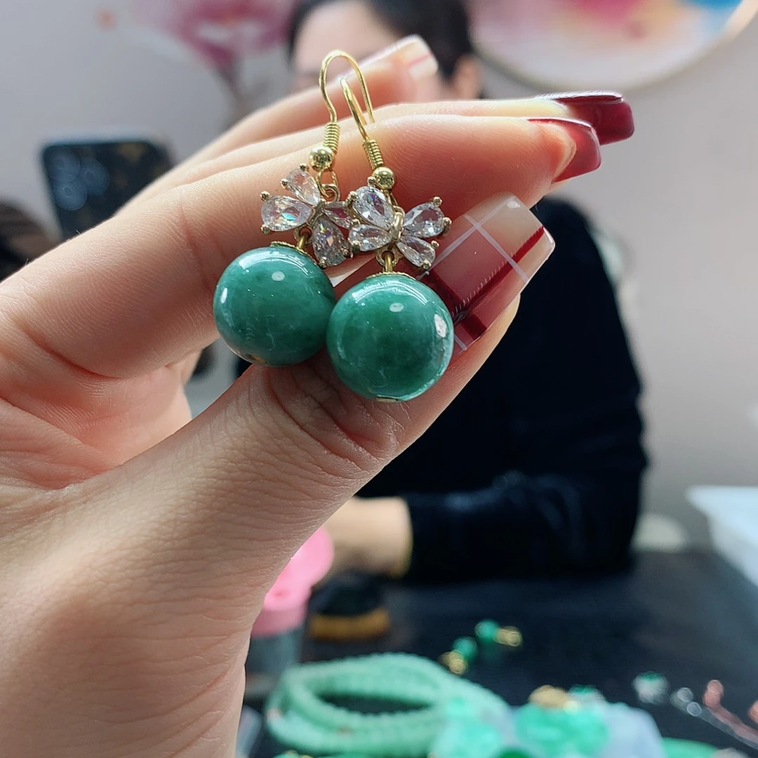 【闪购商品】翡翠耳饰未镶嵌，