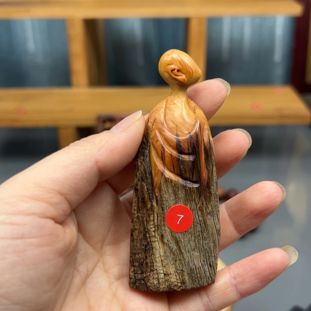 吾***花木崖柏木摆件手把件，
