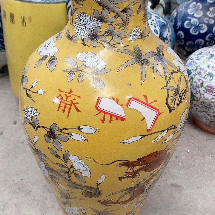 瓷片我也好可爱的啊哈啊哈哈