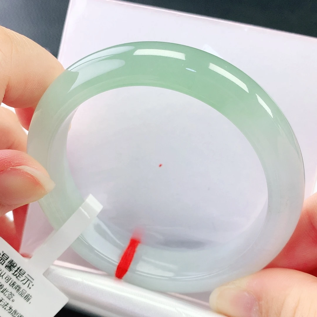 未镶嵌手镯翡翠55圈