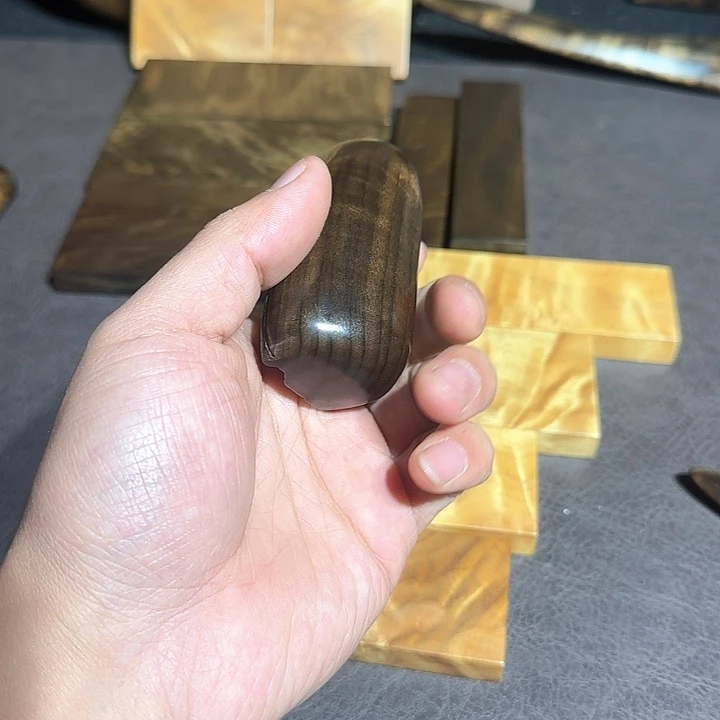 D***~阴沉木直播间一物一拍截图