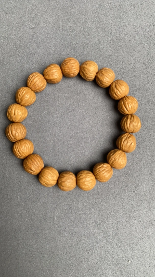 第一代野生小蛤蟆头，稀有小尺寸1.3左右。原皮猴头核桃