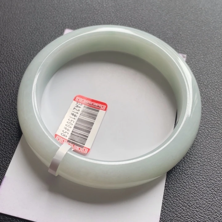 翡翠未镶嵌手镯10