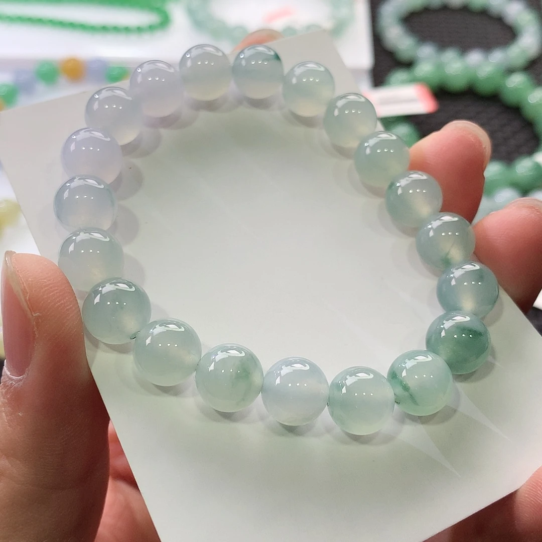 翡翠手链未镶嵌翡翠