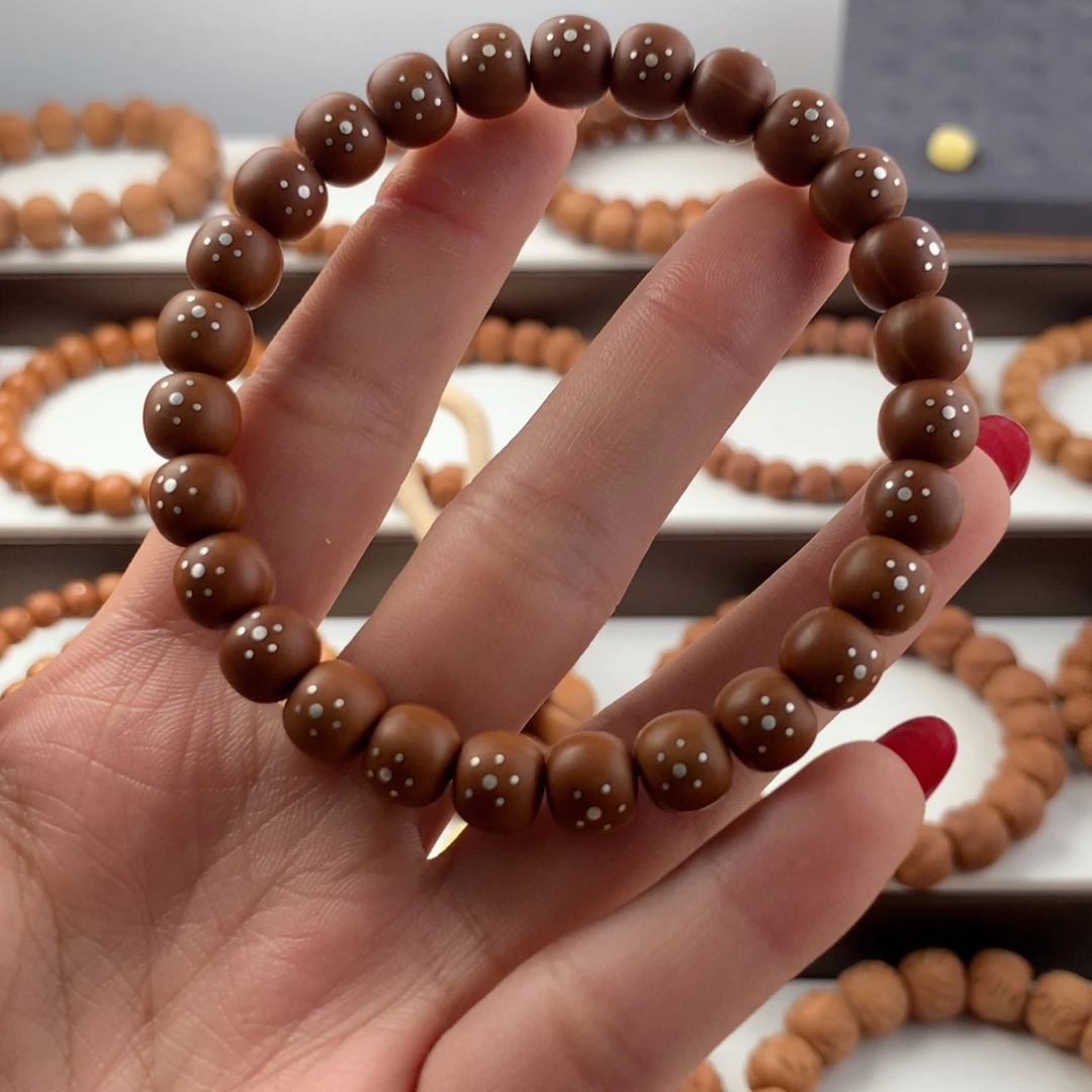 吾***己双面满贯全品8+老型