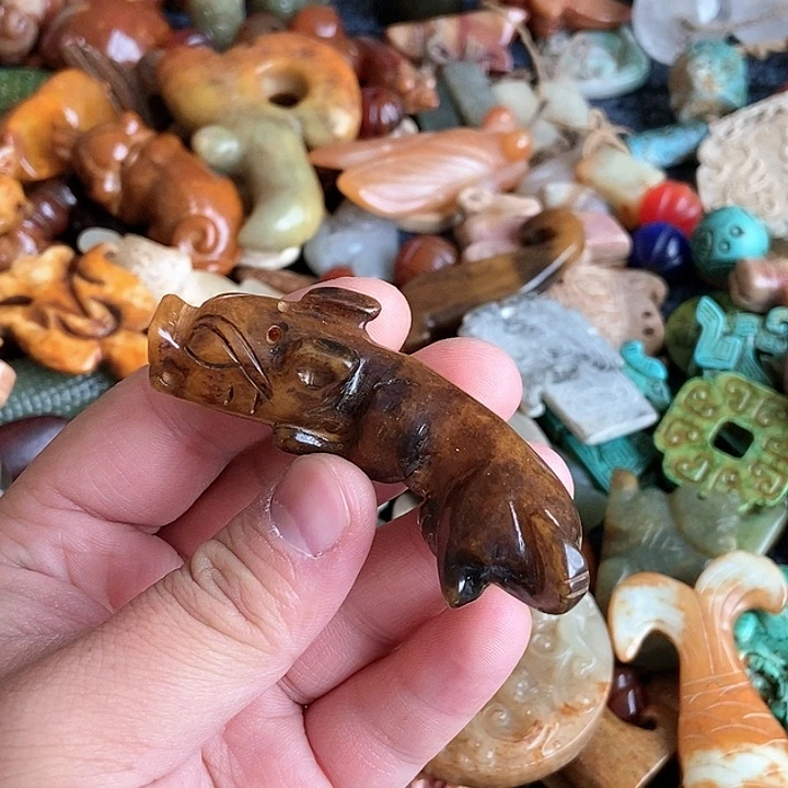 和田玉未镶嵌颈饰40