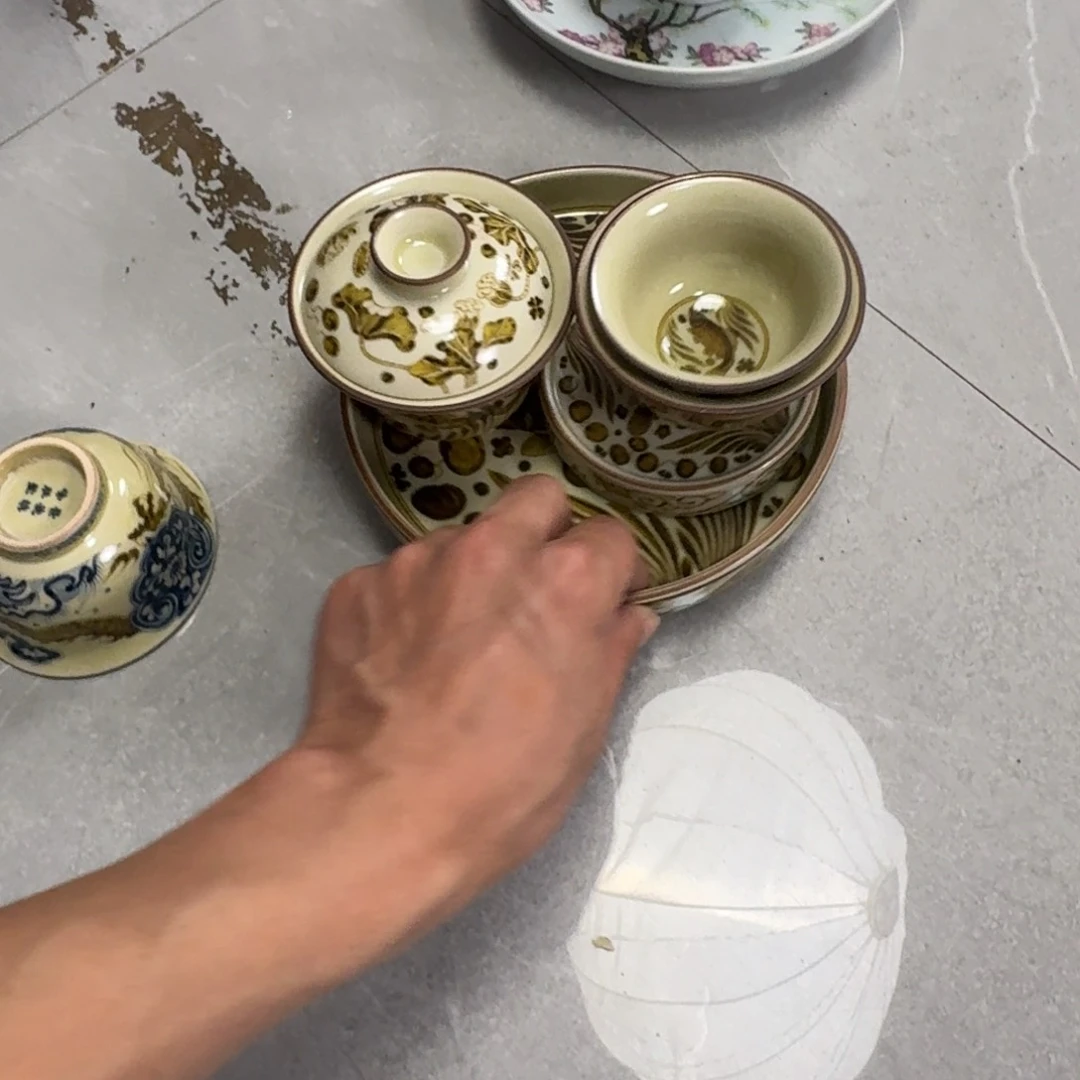 摆件十*摸釉里金鱼藻纹五件套