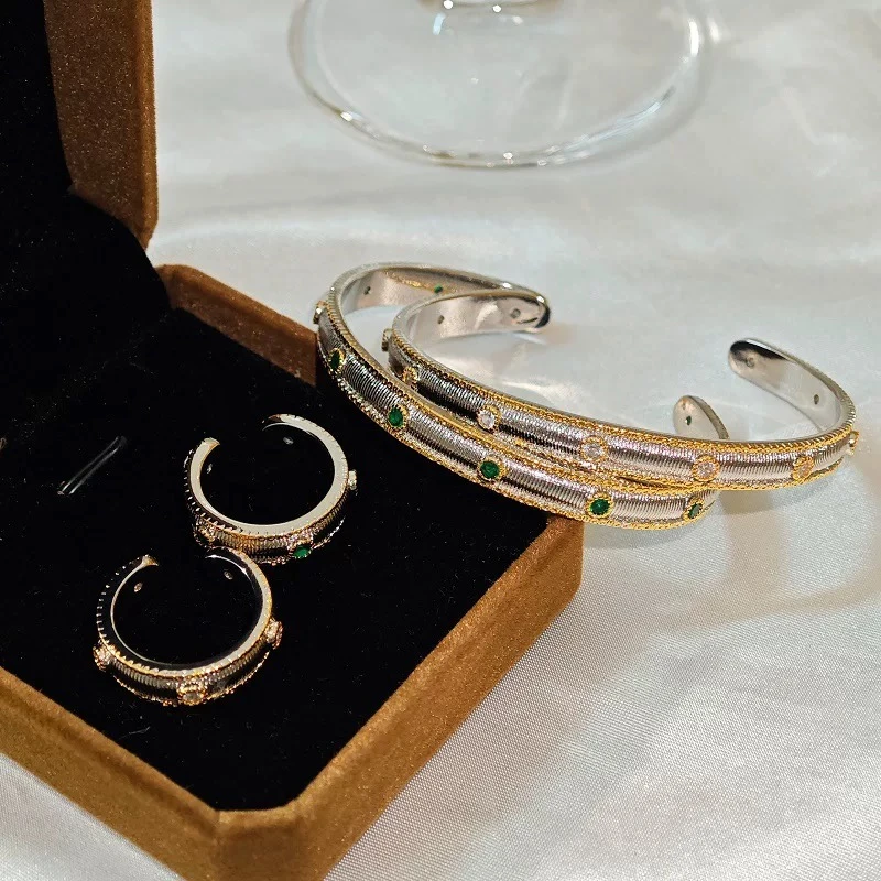 铜合金戒指 布契拉丝织纹双色镶锆金色雕花手镯ins