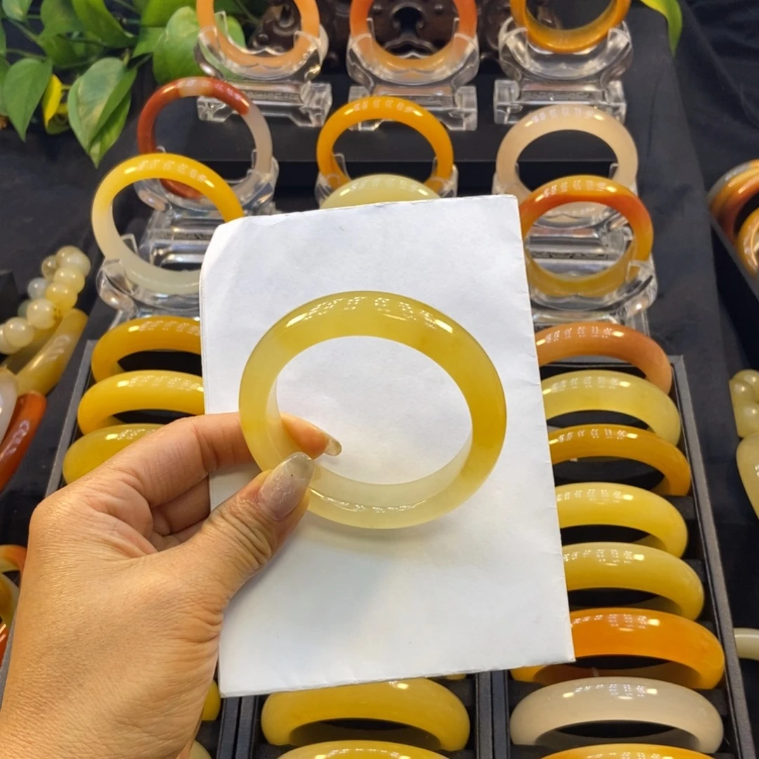 石英质玉（黄龙玉）未镶嵌手镯阳阳