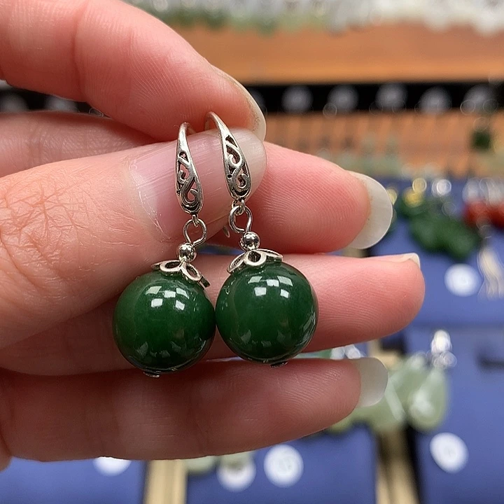 和田玉银S925镶嵌耳饰12左右碧玉无黑点