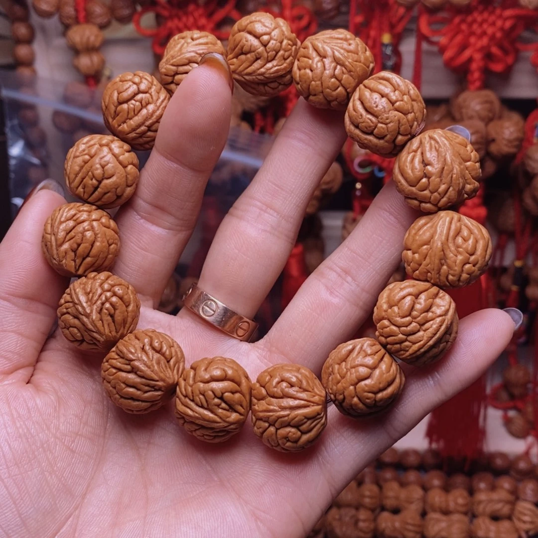 桃核吊坠龙纹桃枭