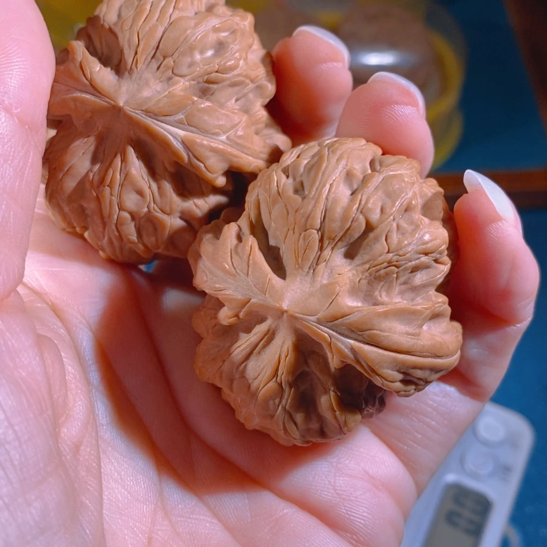 吊坠文玩核桃醬**?锦鲤王