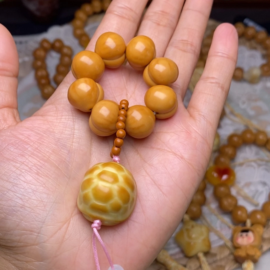 猴头核桃吊坠屁桃15加