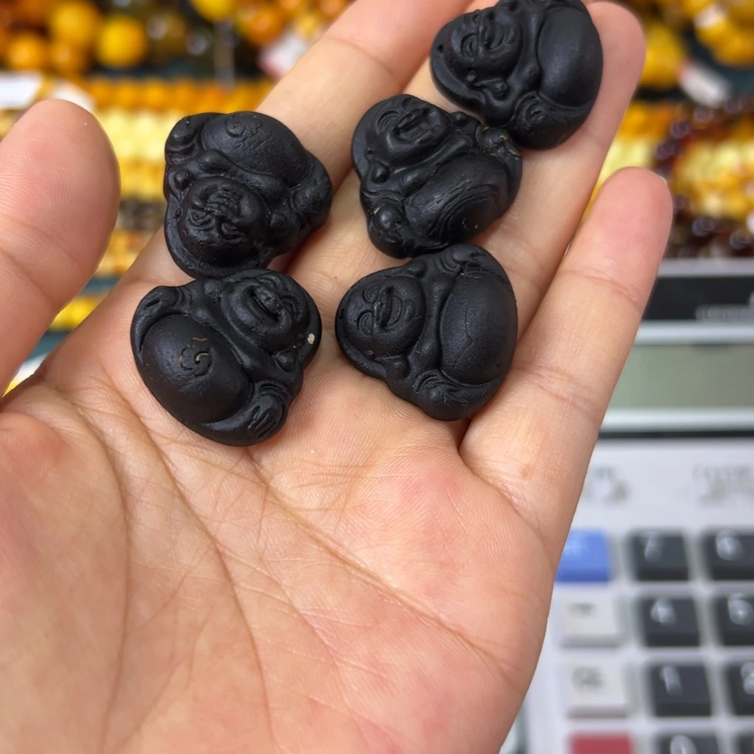 未镶嵌琥珀珠宝奇石764