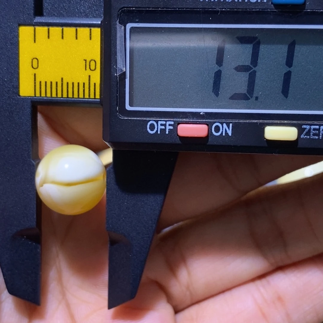 未镶嵌蜜蜡珠宝奇石