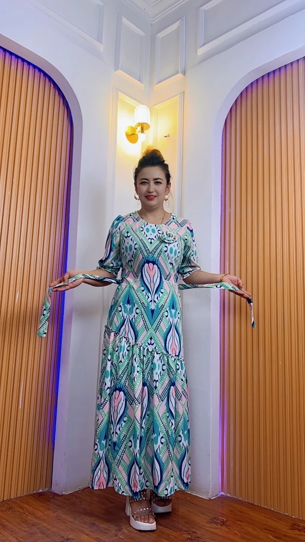 常规民族风A字裙印花长裙连衣裙长款休闲碎花显瘦