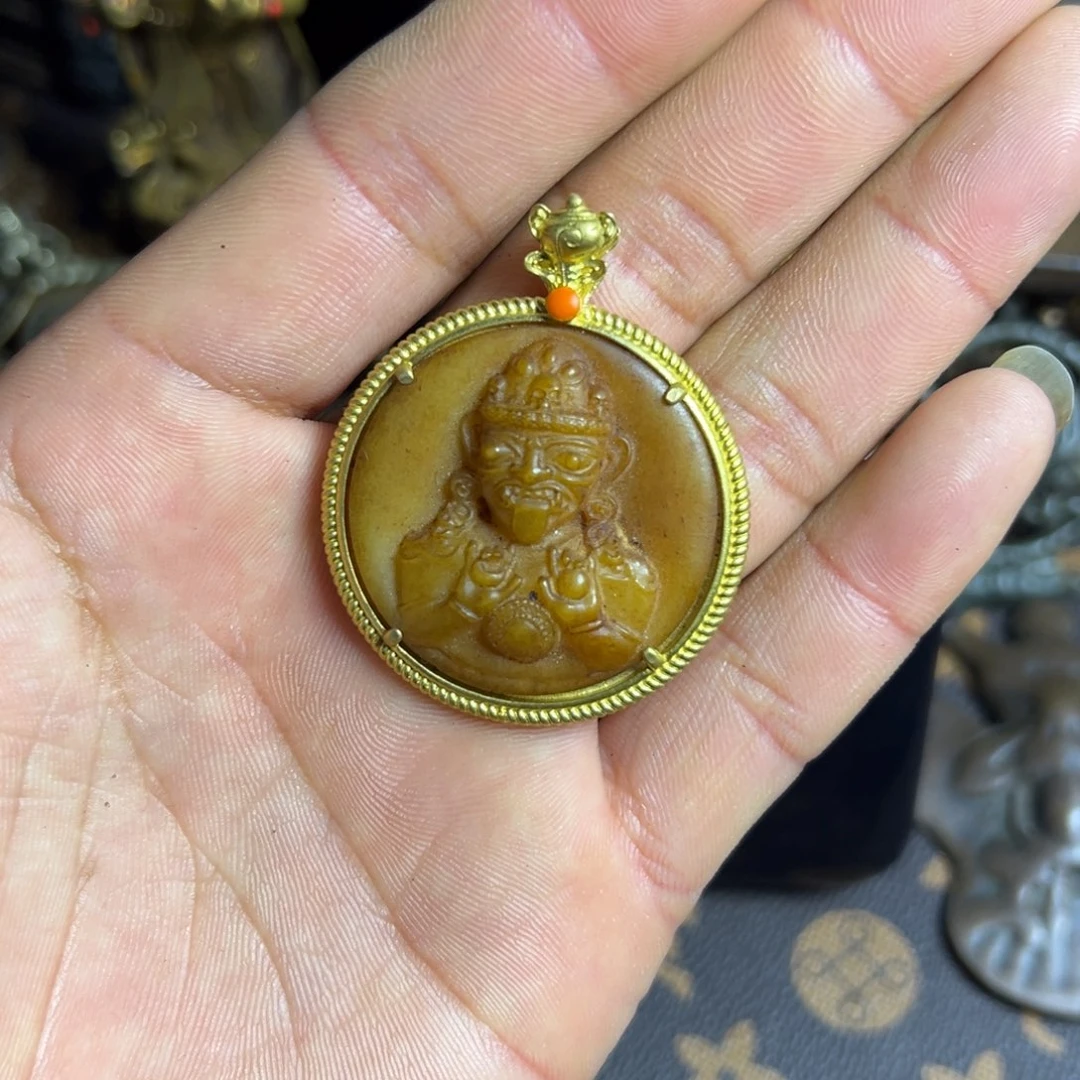 琉璃手工艺品?****谢谢