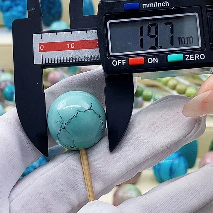 绿松石未镶嵌挂件