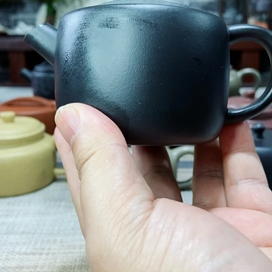 紫砂茶壶在****ლ大口汉瓦