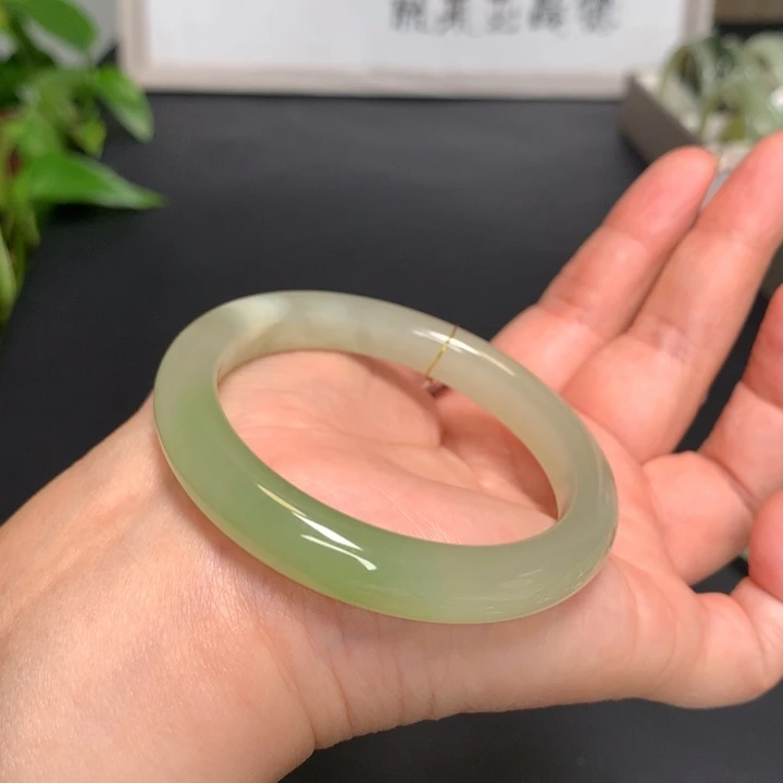 和田玉手镯未镶嵌53