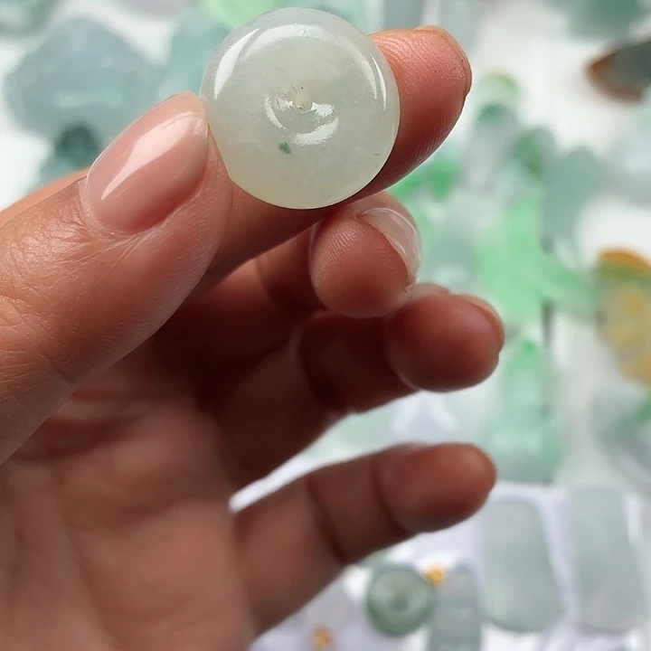 定制翡翠未镶嵌纯A