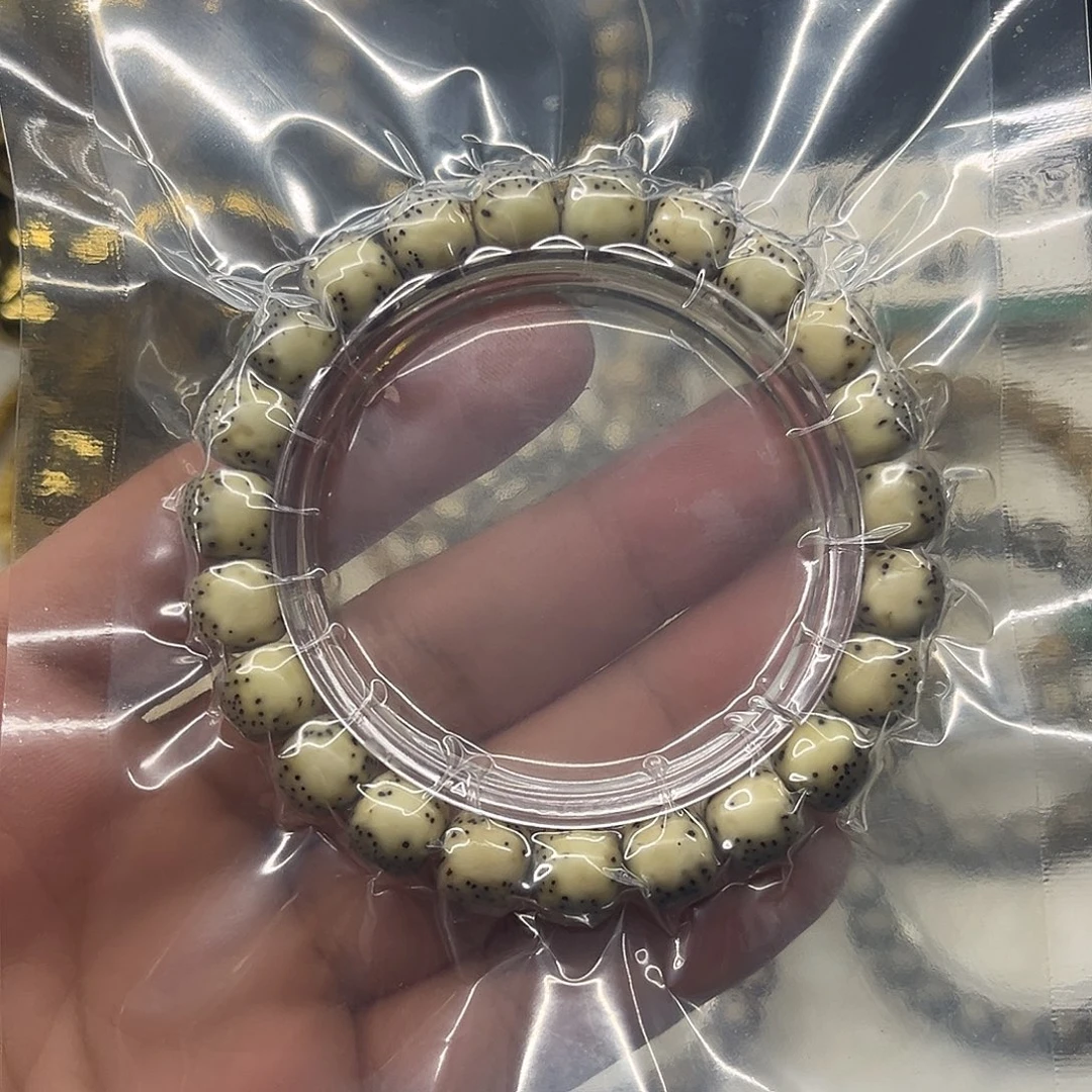 手串星月菩提卡10绿背河豚