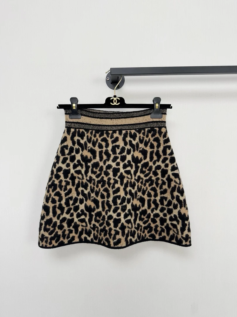 99新 DIOR/迪奥 Dior迪奥豹纹羊毛半裙/34码/99新