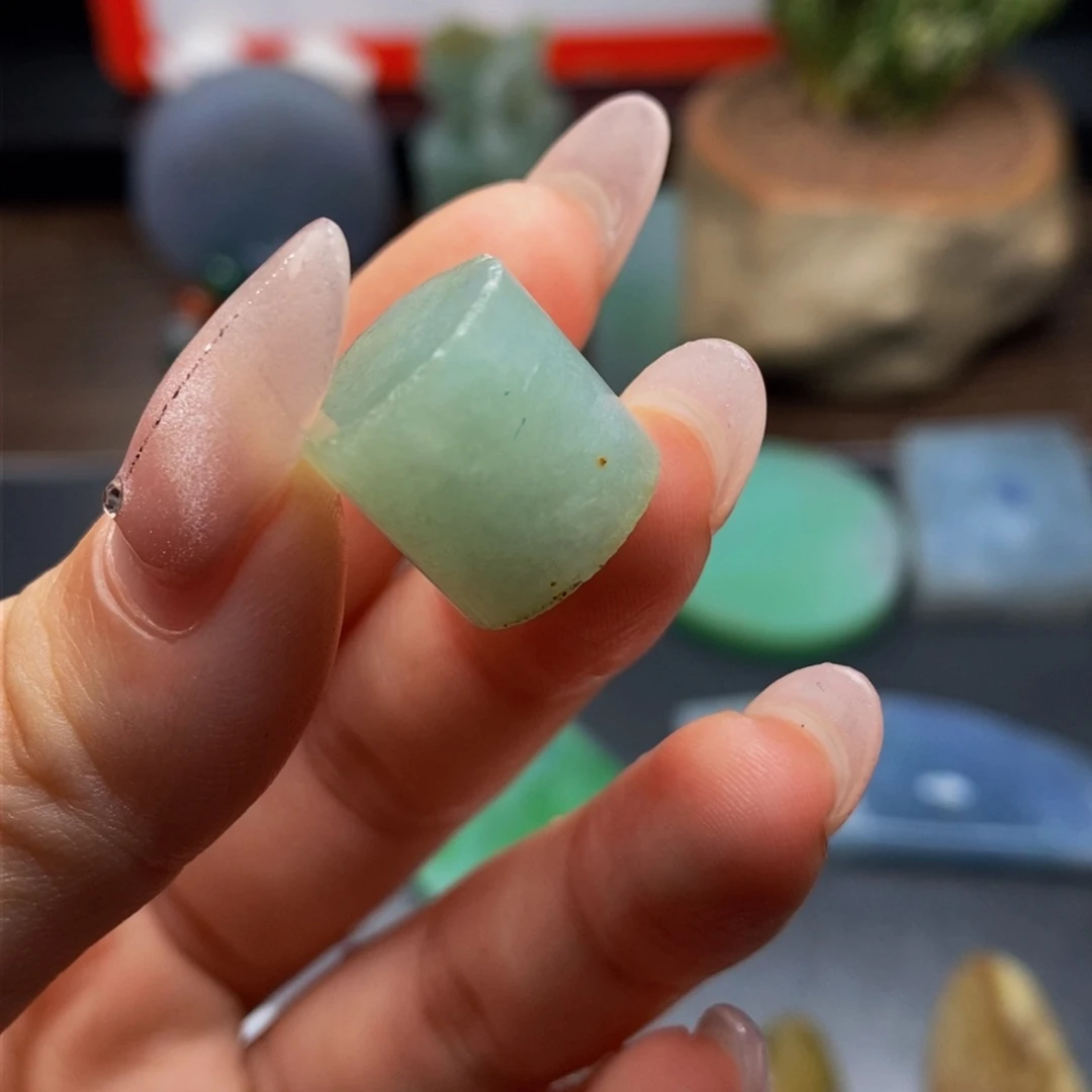 翡翠挂件未镶嵌定制