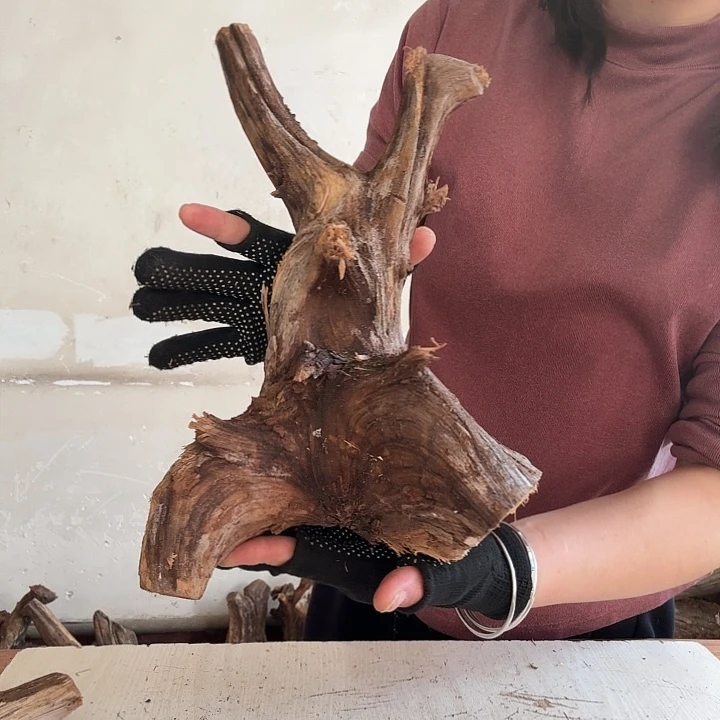 武***恩木太行 崖柏摆件摆件