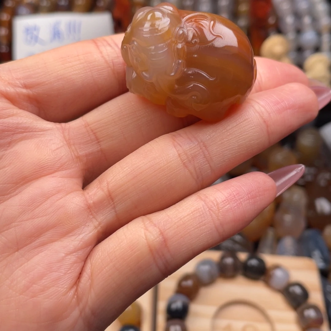 玛瑙/玉髓未镶嵌珠宝奇石