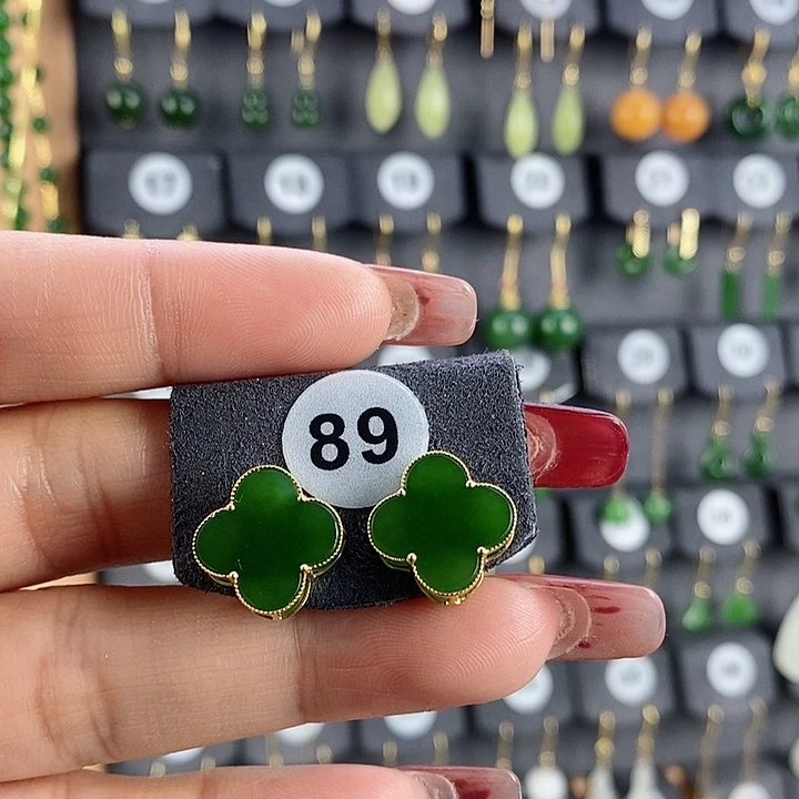 和田玉耳饰18K金镶嵌