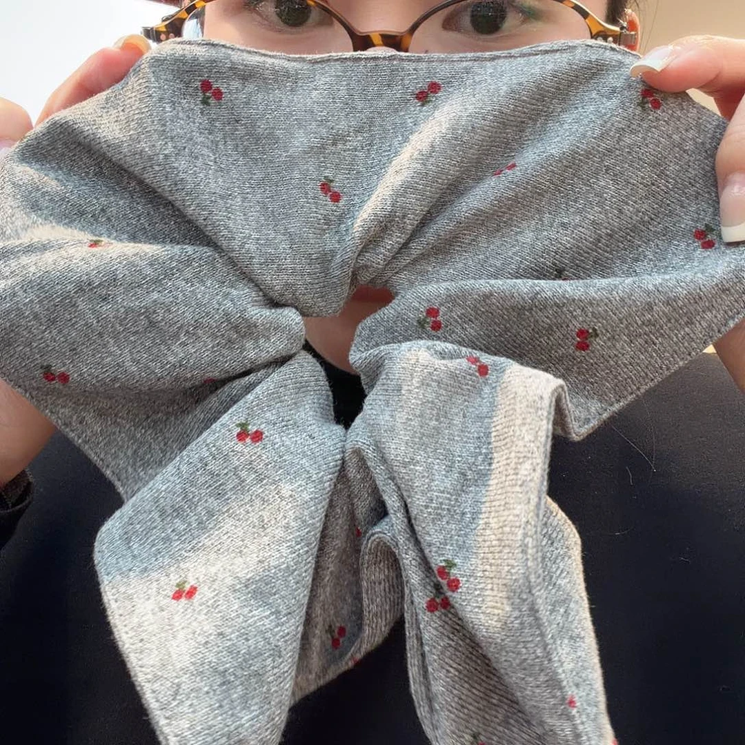 布艺铁合金樱桃方巾