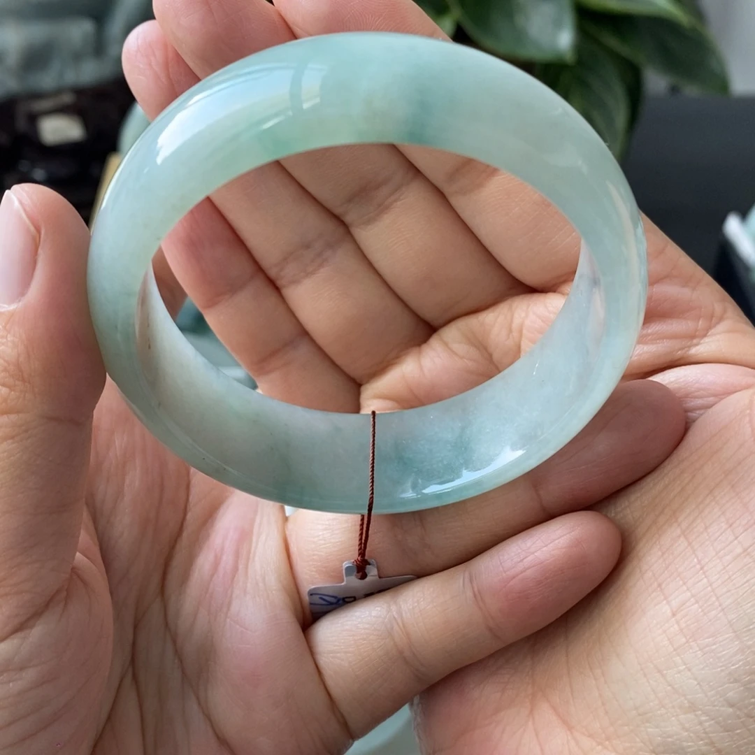 翡翠未镶嵌手镯天然