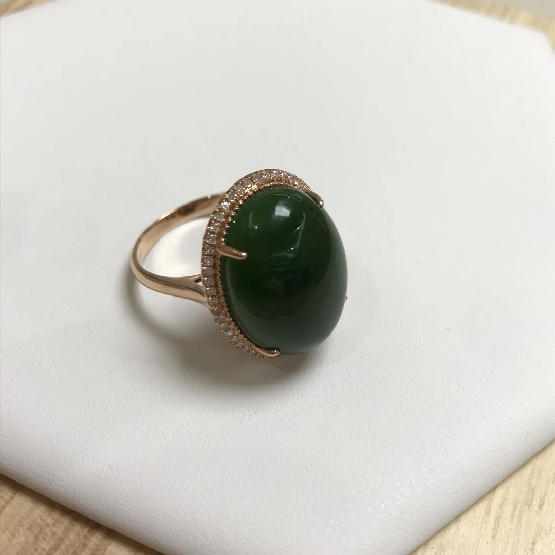 【欣妈珠宝】正宗俄料七号矿口18K金和田玉（碧玉)镶钻戒指