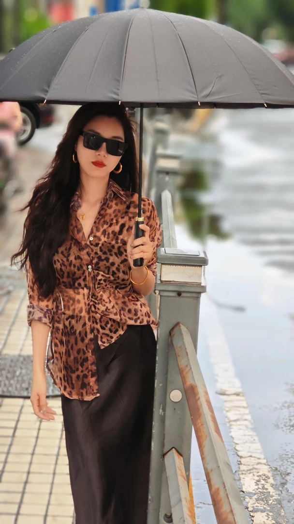 【海南简爱】复古港风豹纹薄款微透雪纺宽松上衣 9178