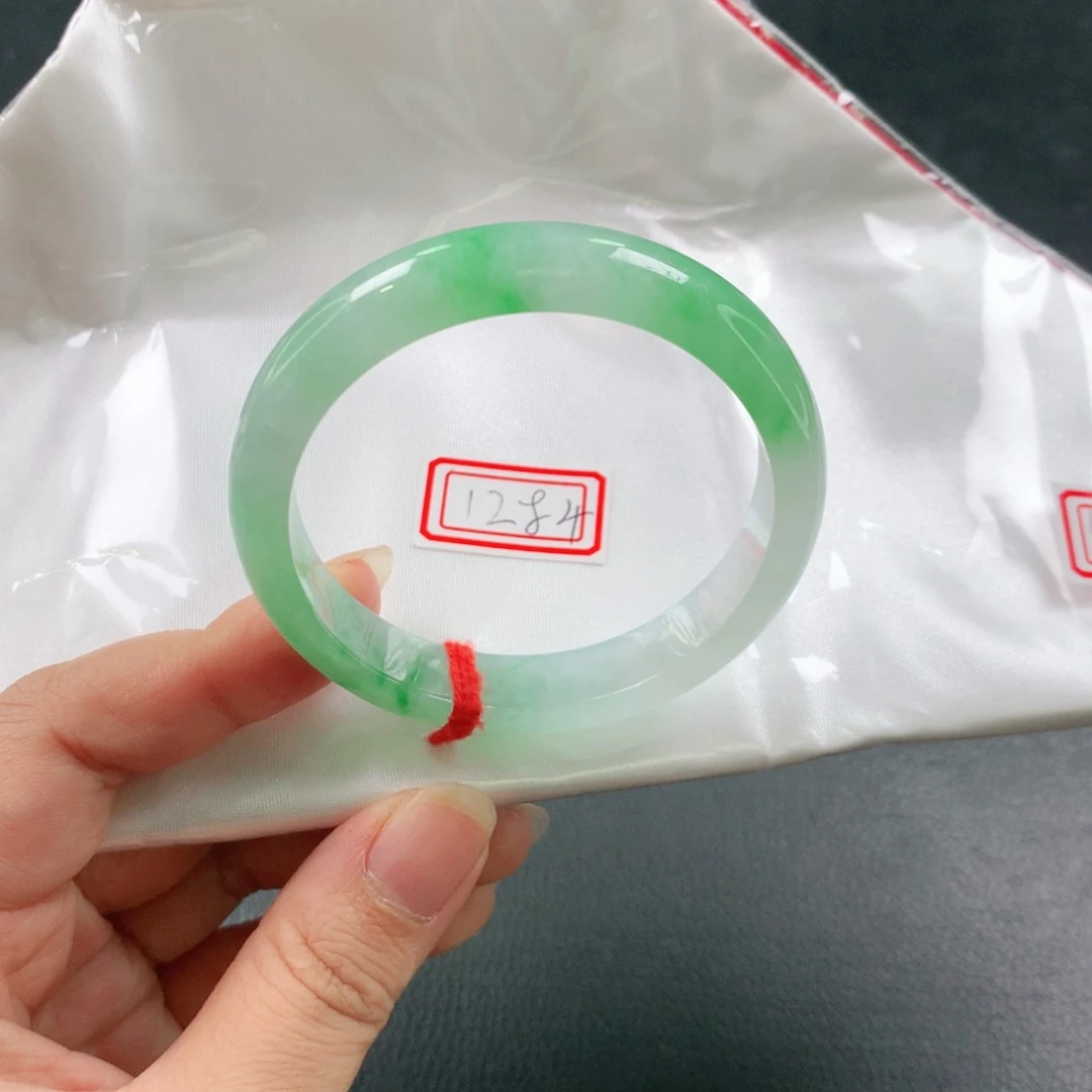 翡翠手镯未镶嵌冰绿03