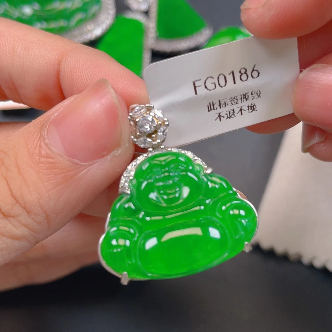 【闪购商品】颈饰银S925镶嵌翡翠翡翠