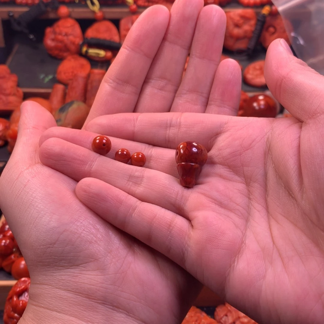 【闪购商品】未镶嵌高品配饰南红玛瑙红****驴