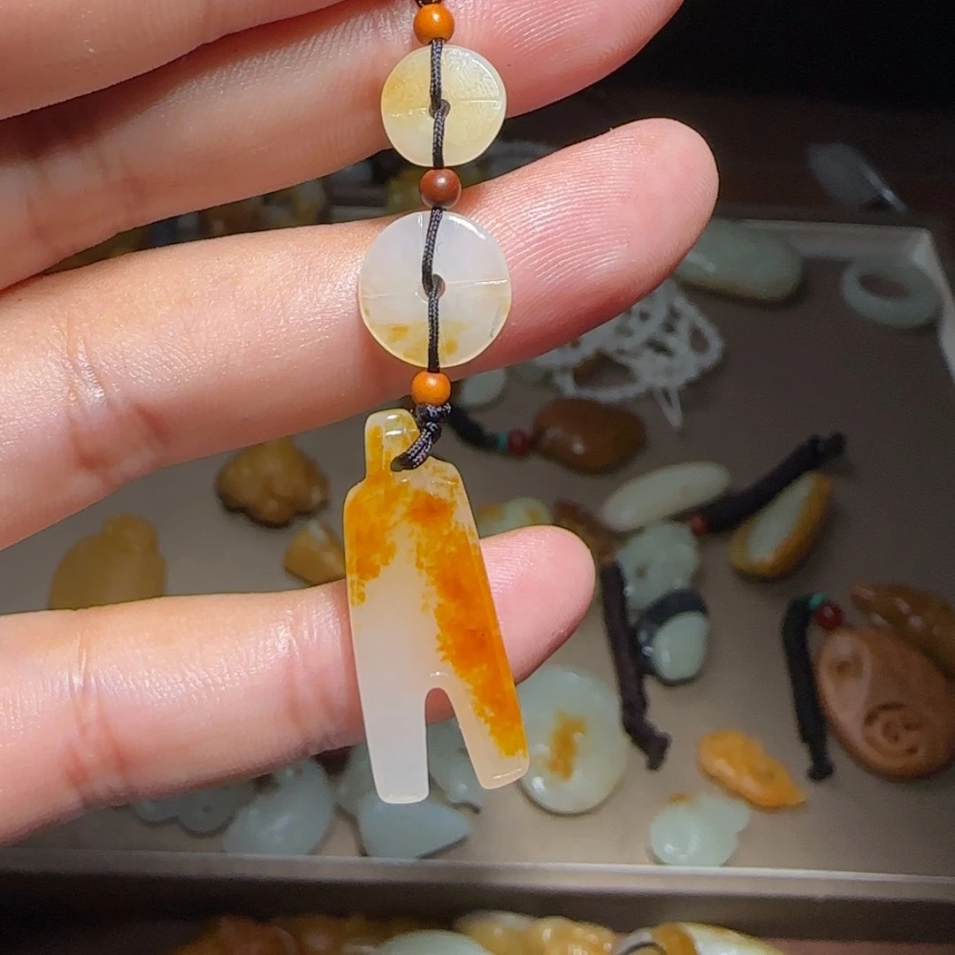 和田玉挂件未镶嵌