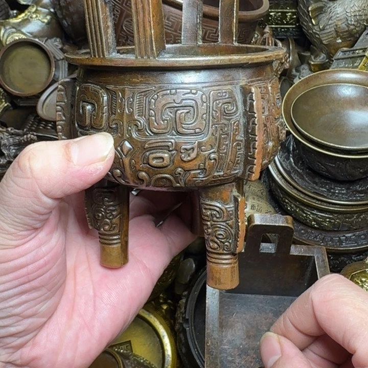 铜器摆件收收藏藏