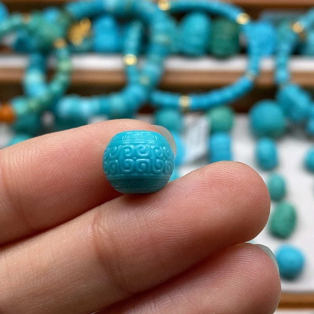 绿松石颈饰未镶嵌