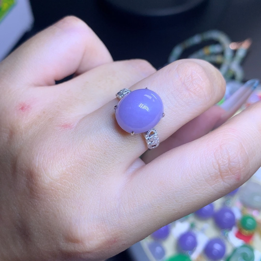 颈饰18K金镶嵌翡翠天然