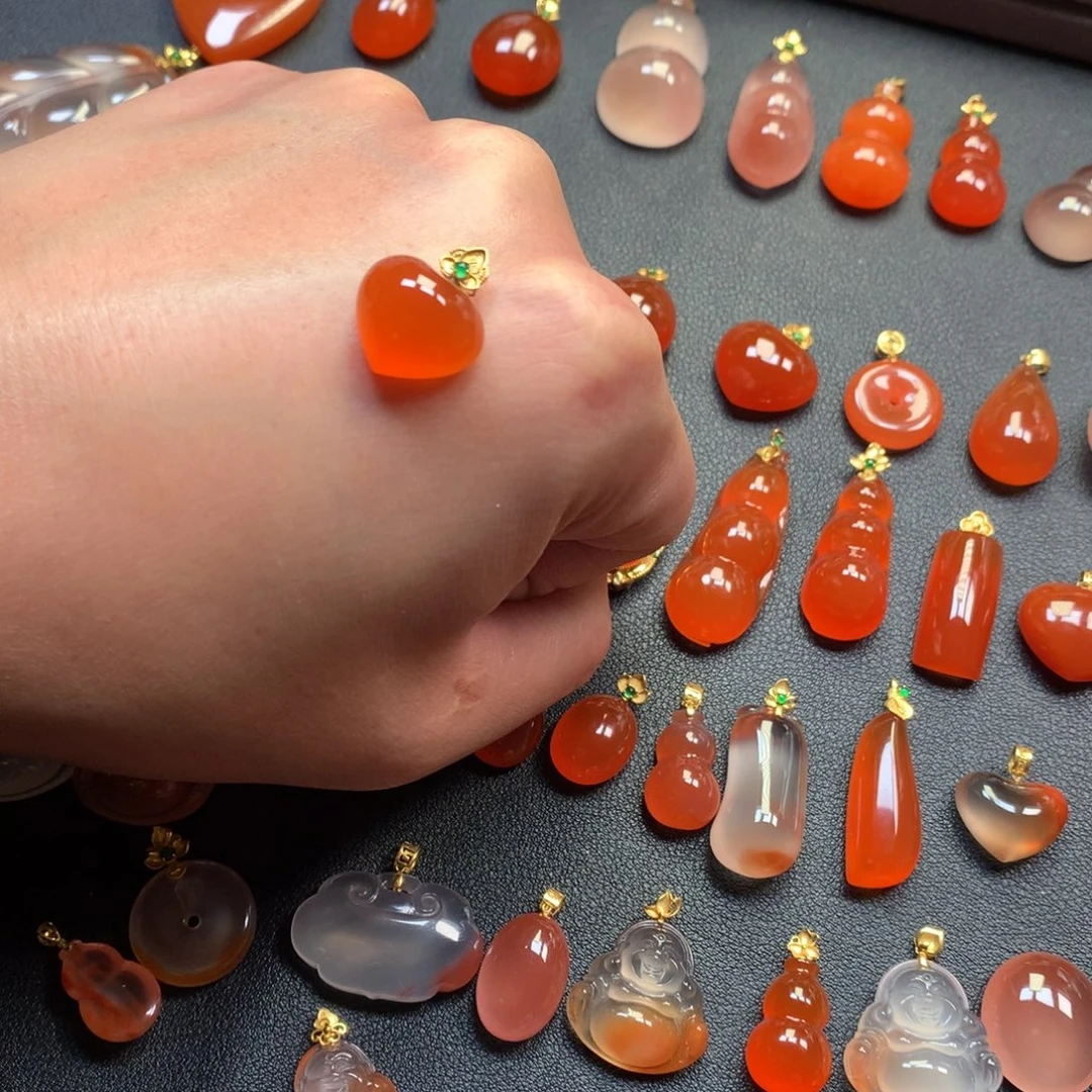 南红玛瑙未镶嵌项链