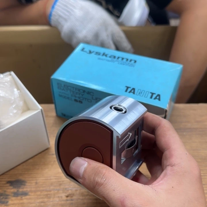 玩****梦不会哈哈哈哈哈哈娇娇