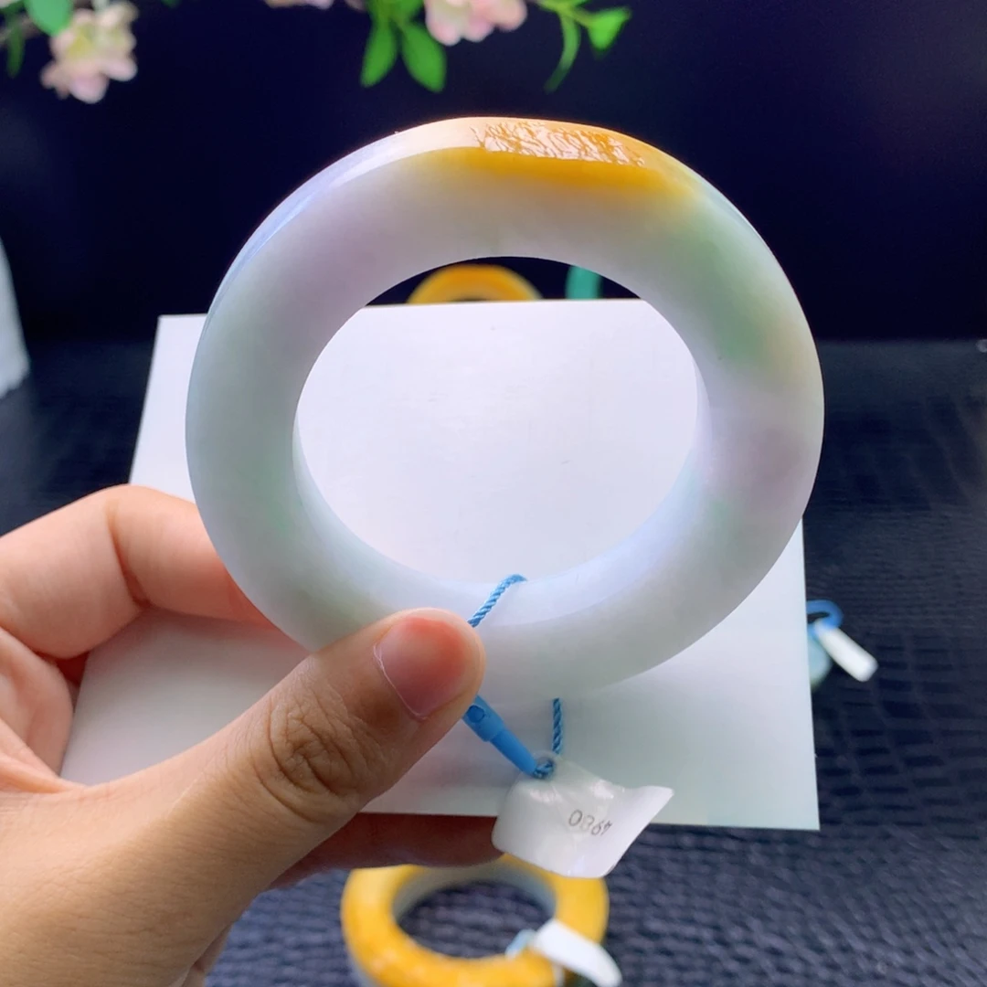 未镶嵌手镯定制翡翠
