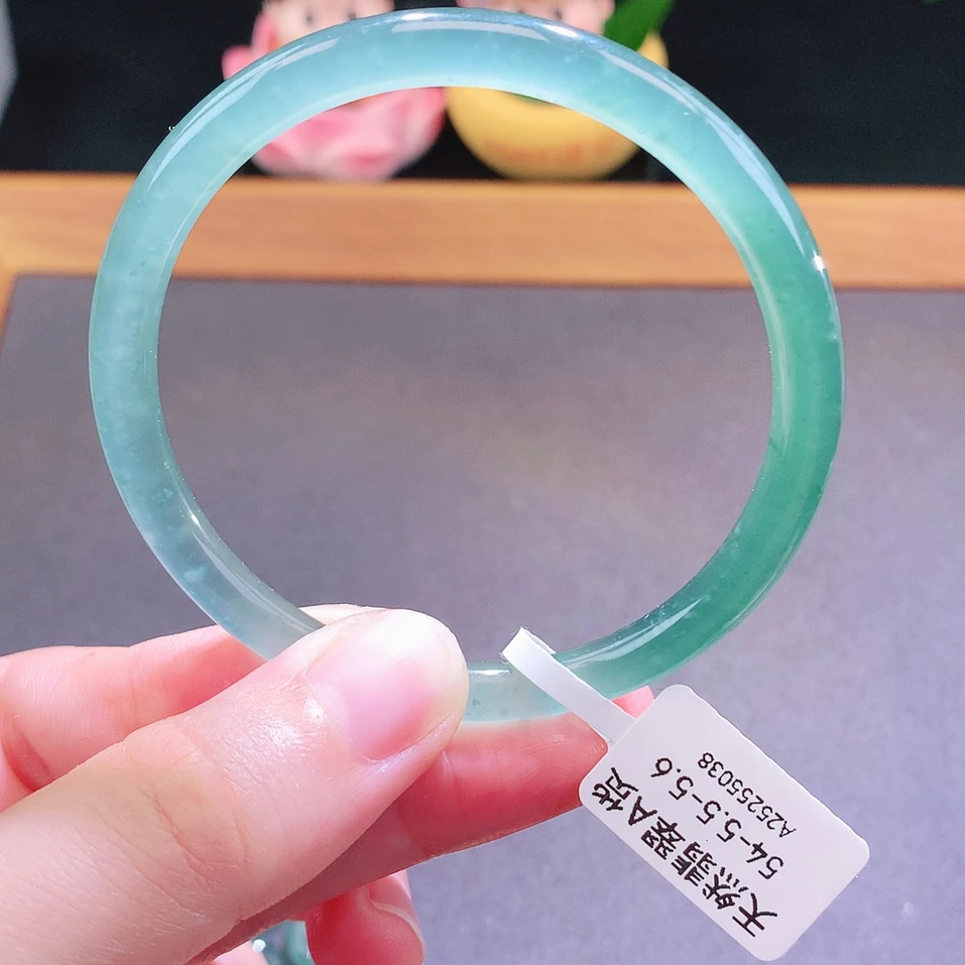 翡翠未镶嵌手镯天然翡翠