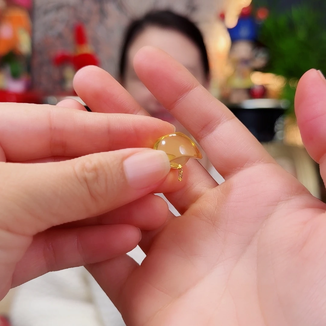 琥珀18K金镶嵌吊坠(不含链)