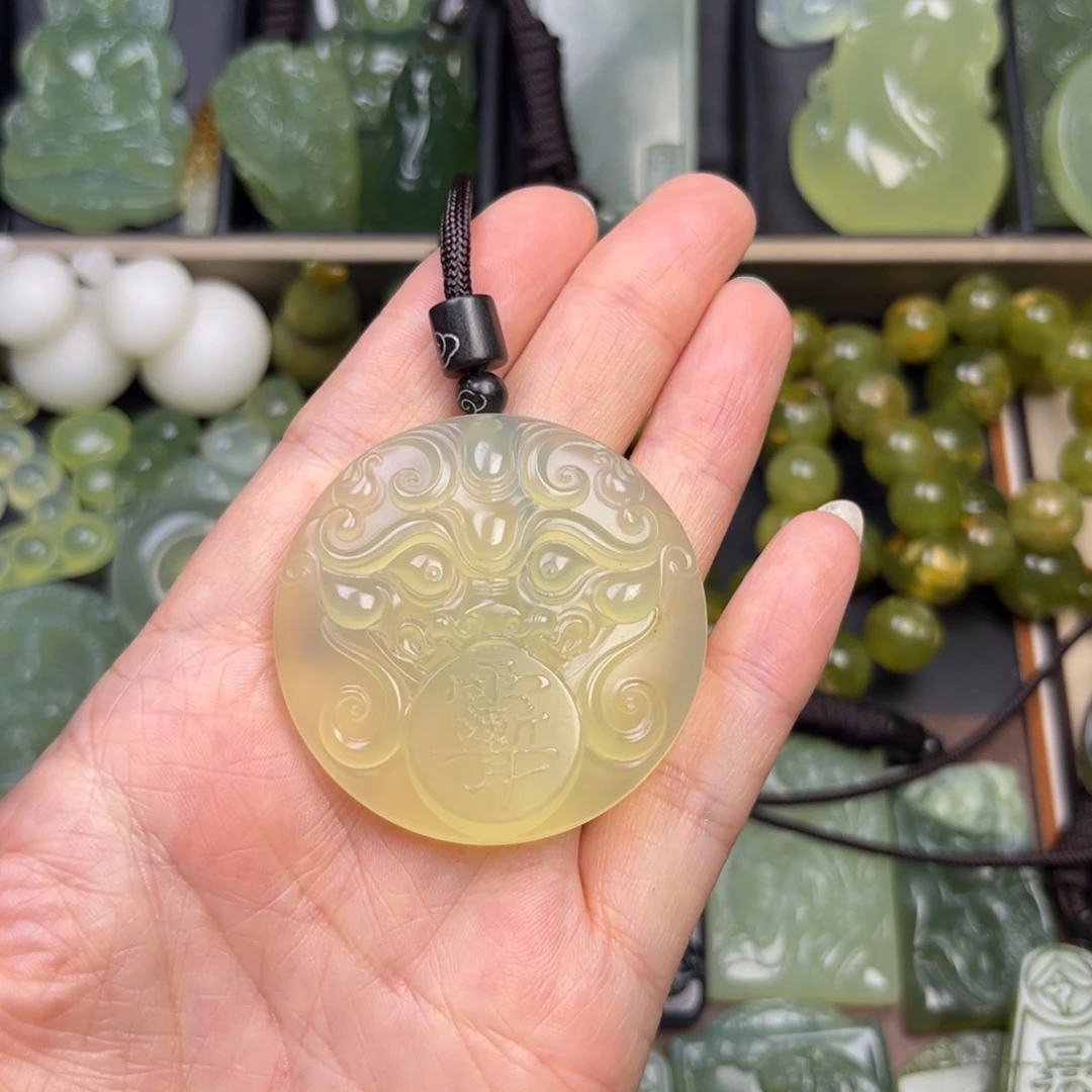 蛇纹石玉未镶嵌吊坠(赠链)